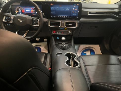 Used 2024 Ford Mustang GT Premium image 16