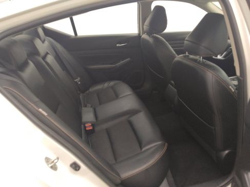 Used 2021 Nissan Altima 2.5 SR AWD/4WD image 19