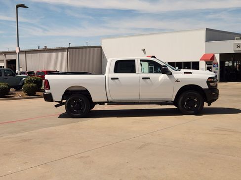 New 2026 RAM 2500 Tradesman AWD/4WD image 7