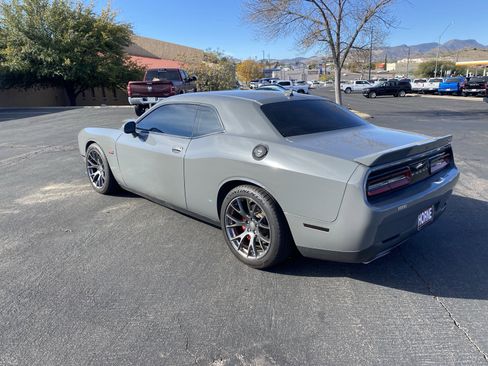 Used 2017 Dodge Challenger SRT w/ Technology Group image 2