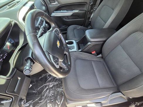 Used 2015 Chevrolet Colorado LT RWD image 14