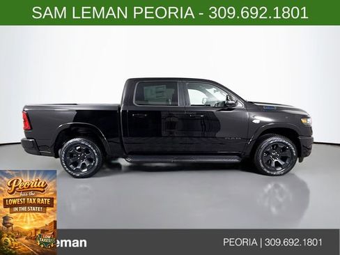 New 2026 RAM 1500 4x4 Crew Cab image 8