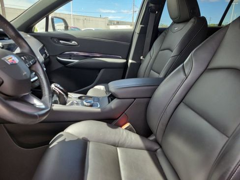 Certified 2023 Cadillac XT4 Luxury w/ Cold Weather Package AWD/4WD image 19