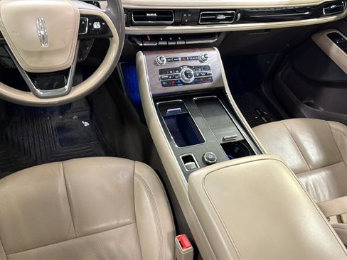 Used 2021 Lincoln Aviator Reserve w/ Elements Package Plus RWD image 21