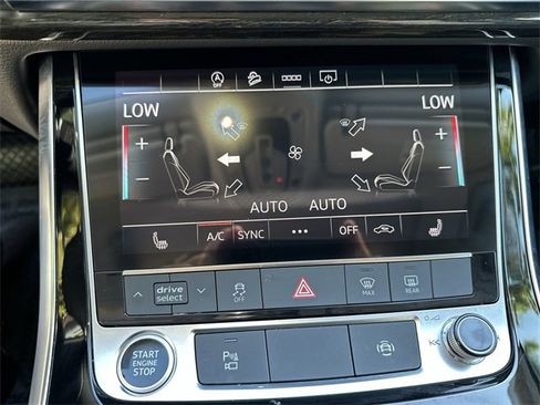 Used 2025 Audi Q7 3.0T Premium Plus image 17