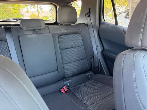 Used 2025 Chevrolet Equinox LT FWD image 38