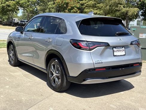 Used 2025 Honda HR-V EX-L image 9