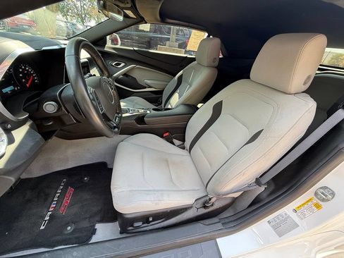 Used 2017 Chevrolet Camaro SS RWD image 23