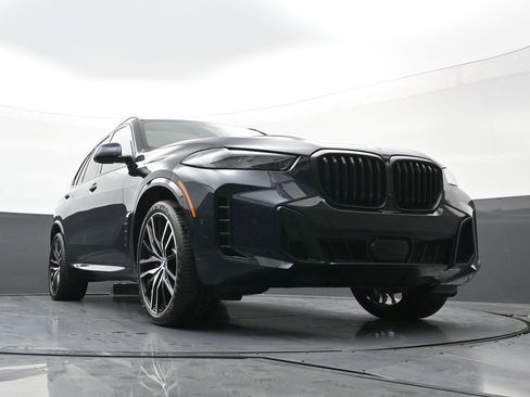 New 2026 BMW X5 xDrive40i w/ M Sport Package AWD/4WD image 22