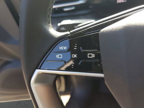 Used 2025 Audi Q5 Premium w/ Convenience Package image 23