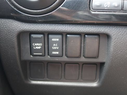 Used 2021 Nissan Titan SV w/ SV Convenience Package AWD/4WD image 45