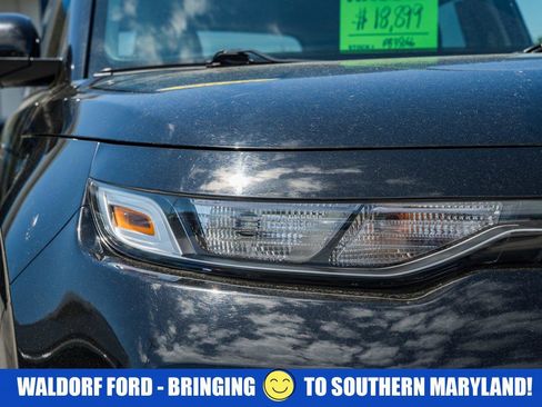 Used 2022 Kia Soul GT-Line FWD image 50