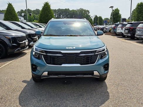 New 2026 Kia Seltos EX AWD/4WD image 2