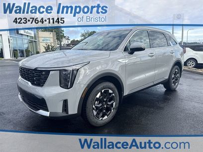 New 2025 Kia Sorento S