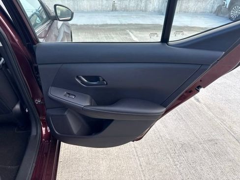 Used 2025 Nissan Sentra SV FWD image 14