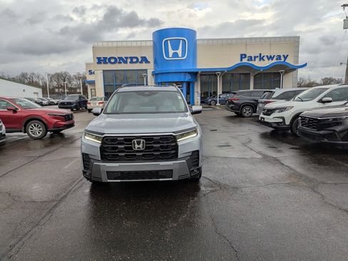 New 2026 Honda Pilot Elite image 8