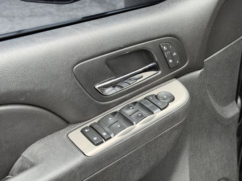 Used 2014 Chevrolet Silverado 3500 LTZ w/ LTZ Plus Package image 16