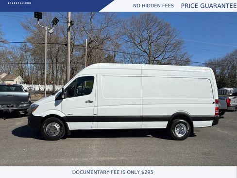 Used 2016 Mercedes-Benz Sprinter 3500 image 2
