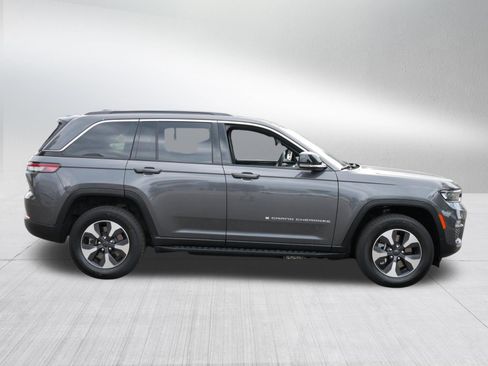 Used 2024 Jeep Grand Cherokee Limited 4xe AWD/4WD image 8