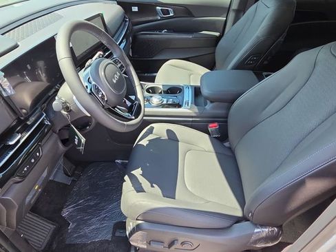 New 2026 Kia Carnival SX Prestige FWD image 5