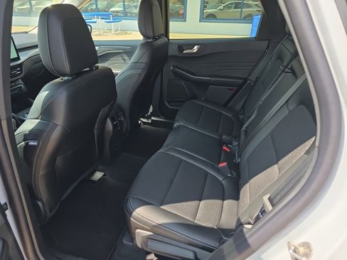 New 2025 Ford Escape Phev image 7