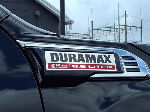 Used 2025 GMC Sierra 2500 Denali w/ Denali Reserve Package image 11