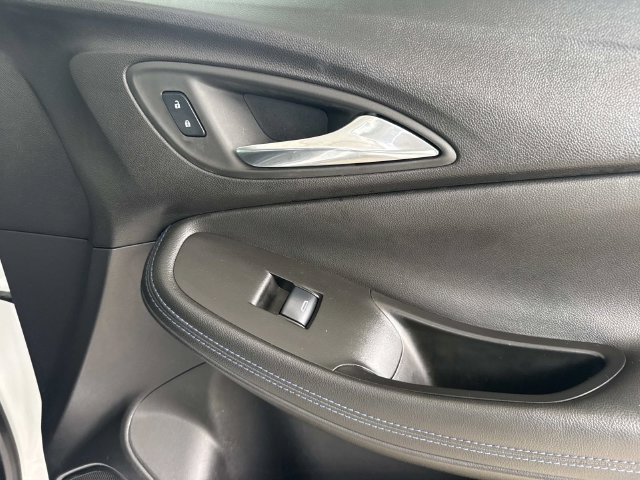 Used 2025 Buick Encore GX Sport Touring w/ Comfort Package FWD image 14