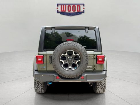 Used 2023 Jeep Wrangler Unlimited Rubicon 4xe w/ Cold Weather Group AWD/4WD image 3