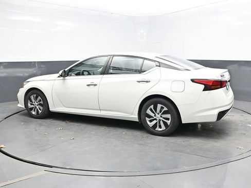 Used 2021 Nissan Altima 2.5 S image 4