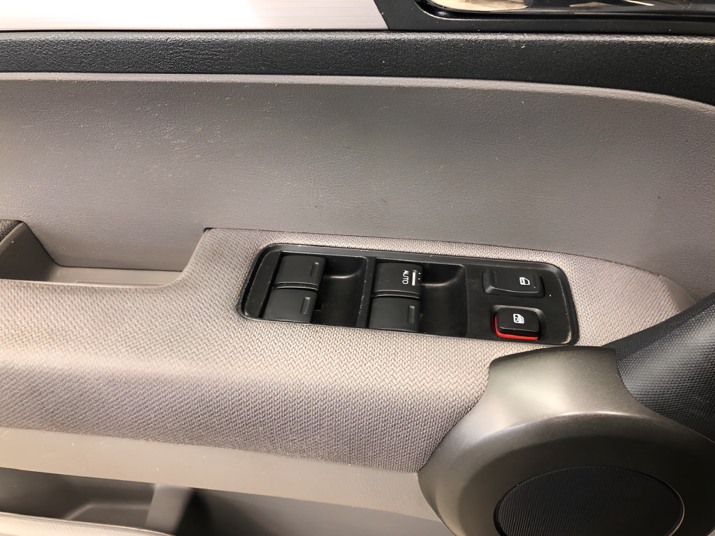 Used 2011 Honda CR-V SE image 18