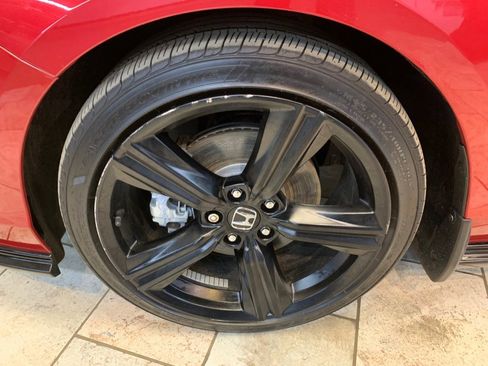 Used 2024 Honda Accord Sport image 12