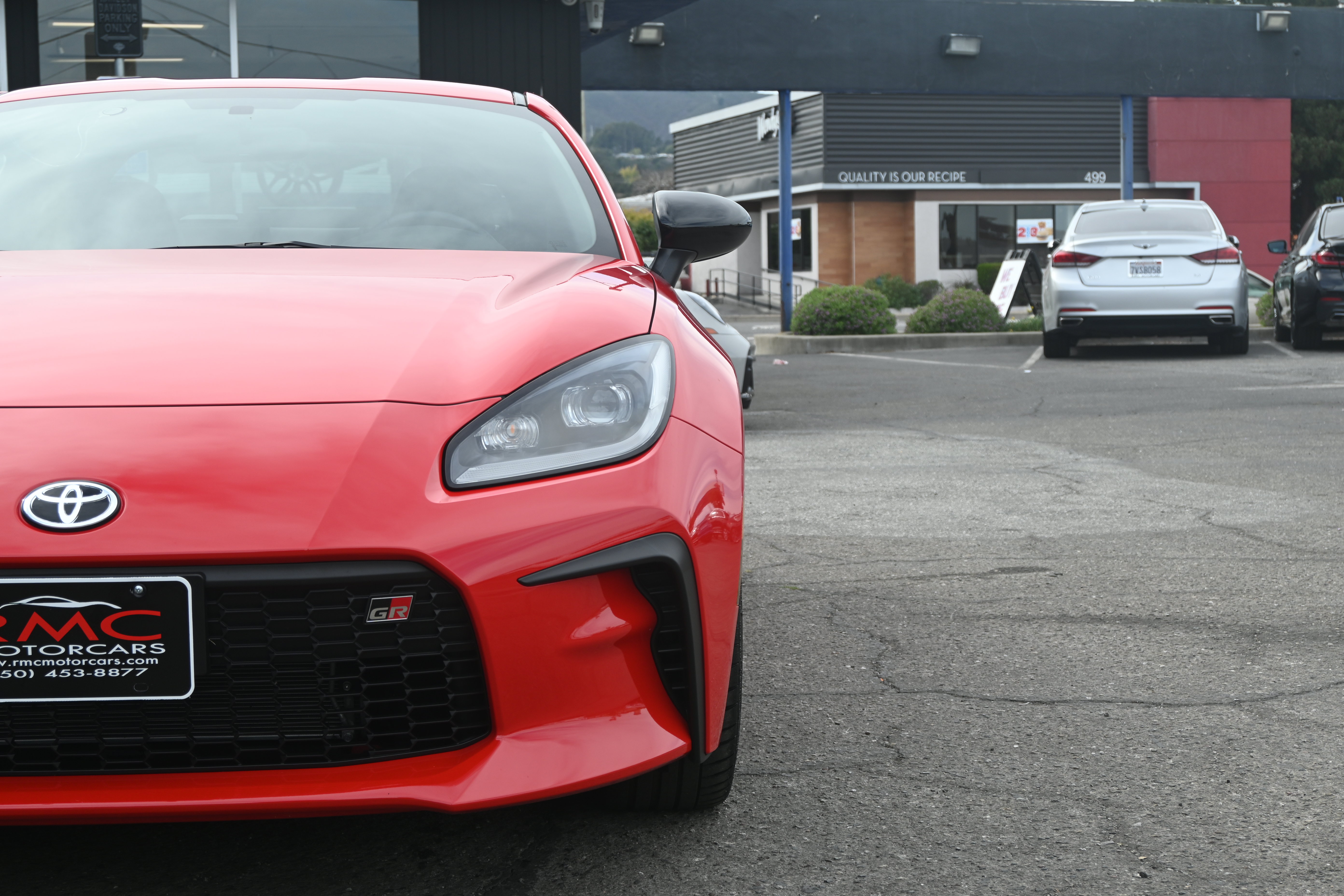 Used 2025 Toyota GR86 Premium w/ ALL Weather Mat Package (TMS) RWD image 12
