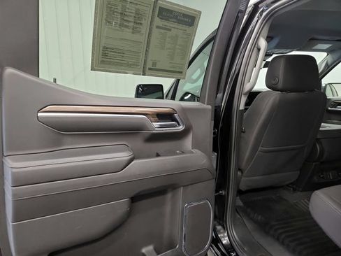 Used 2025 Chevrolet Silverado 1500 LT AWD/4WD image 23