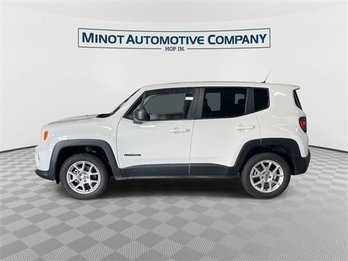 Certified 2023 Jeep Renegade Latitude image 5