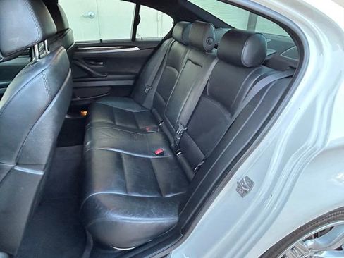 Used 2011 BMW 550i 550i image 9