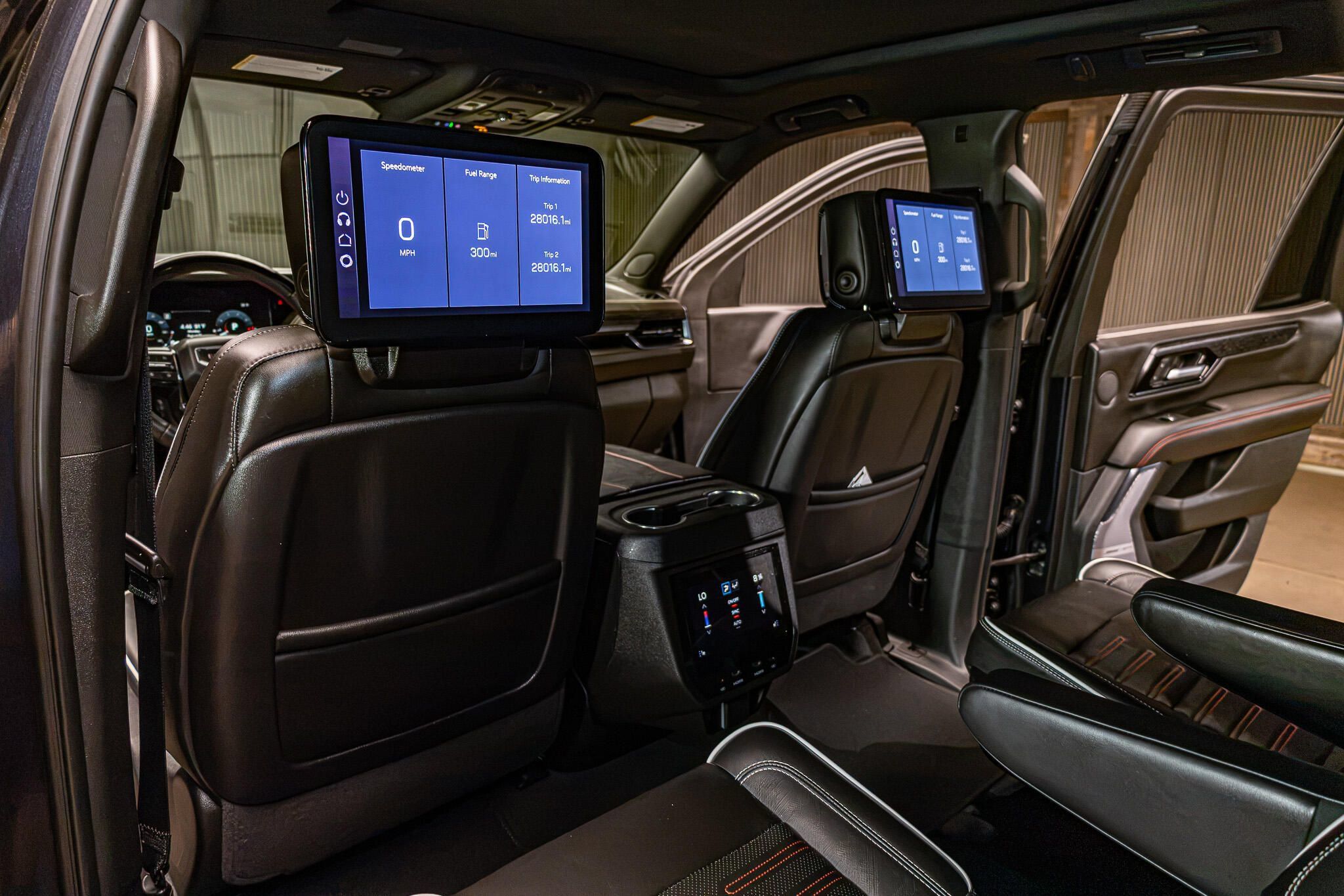Used 2025 GMC Yukon AT4 Ultimate AWD/4WD image 25