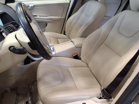 Used 2015 Volvo XC60 T5 image 18