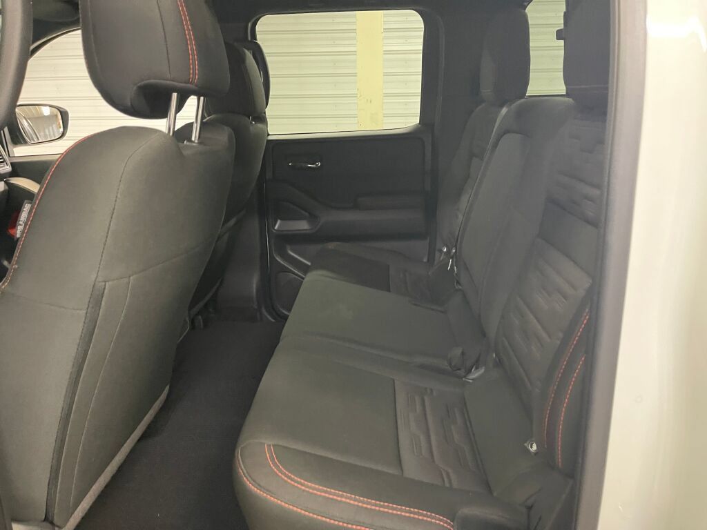 Used 2023 Nissan Frontier PRO-4X w/ Technology Package AWD/4WD image 21