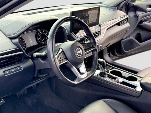 Used 2023 Nissan Altima 2.5 SR w/ SR Premium Package image 4