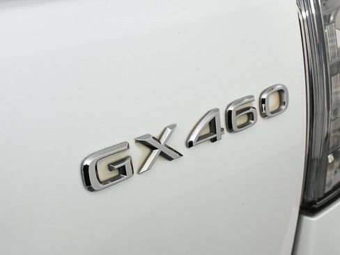Used 2017 Lexus GX 460 image 27
