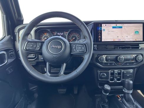 Used 2024 Jeep Wrangler Unlimited Sport AWD/4WD image 9