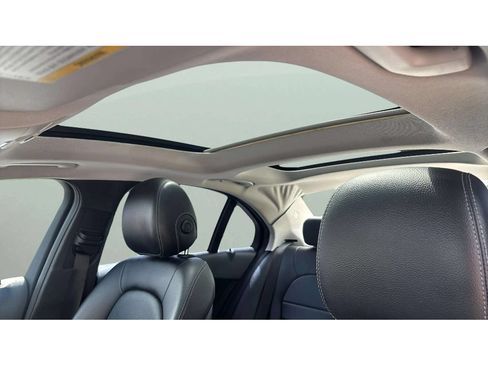 Used 2015 Mercedes-Benz C 300 4MATIC Sedan image 10