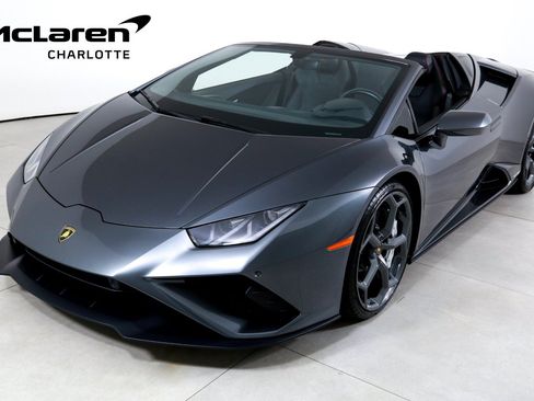 Used 2023 Lamborghini Huracan EVO RWD image 1