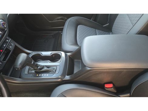 Certified 2015 Chevrolet Colorado Z71 image 20