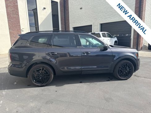 Used 2025 Kia Telluride EX X-Line image 8
