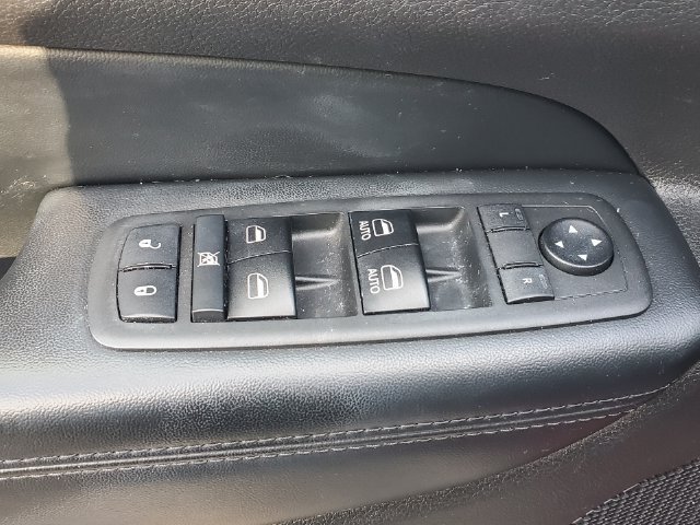 Used 2019 Jeep Grand Cherokee Limited X AWD/4WD image 5