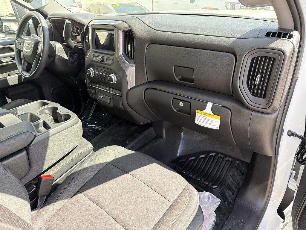 New 2026 GMC Sierra 2500 Pro RWD image 27