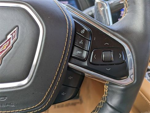 Used 2023 Chevrolet Corvette Stingray Premium Conv w/ Z51 Performance Package image 24