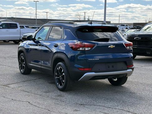 Used 2021 Chevrolet TrailBlazer LT w/ Convenience Package image 3