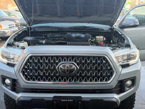Used 2019 Toyota Tacoma TRD Off-Road image 74